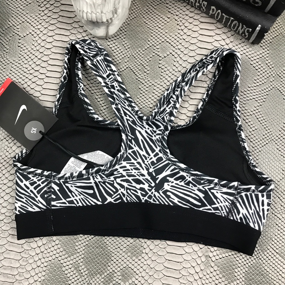 NWT Nike pro padded sports bra - Picture 5 of 7